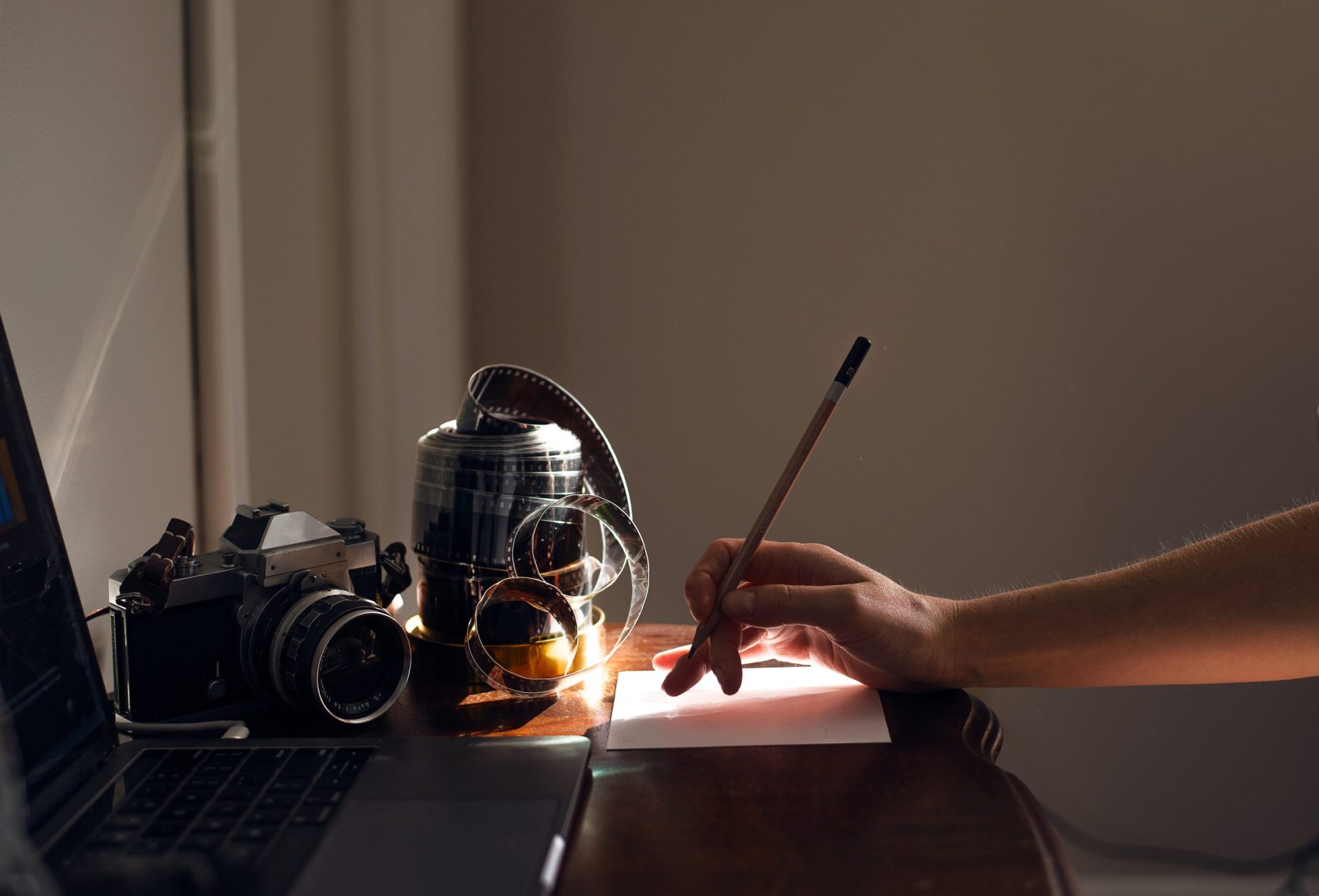 父母总是不经过孩子的同意就邀请别人一起玩